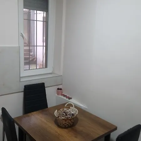 Apartment Near The Temple Of St Sava *